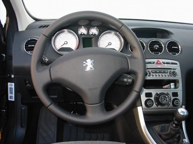 http://www.forum-peugeot.com/Forum/mesimages/21468/peugeot 308 016.jpg